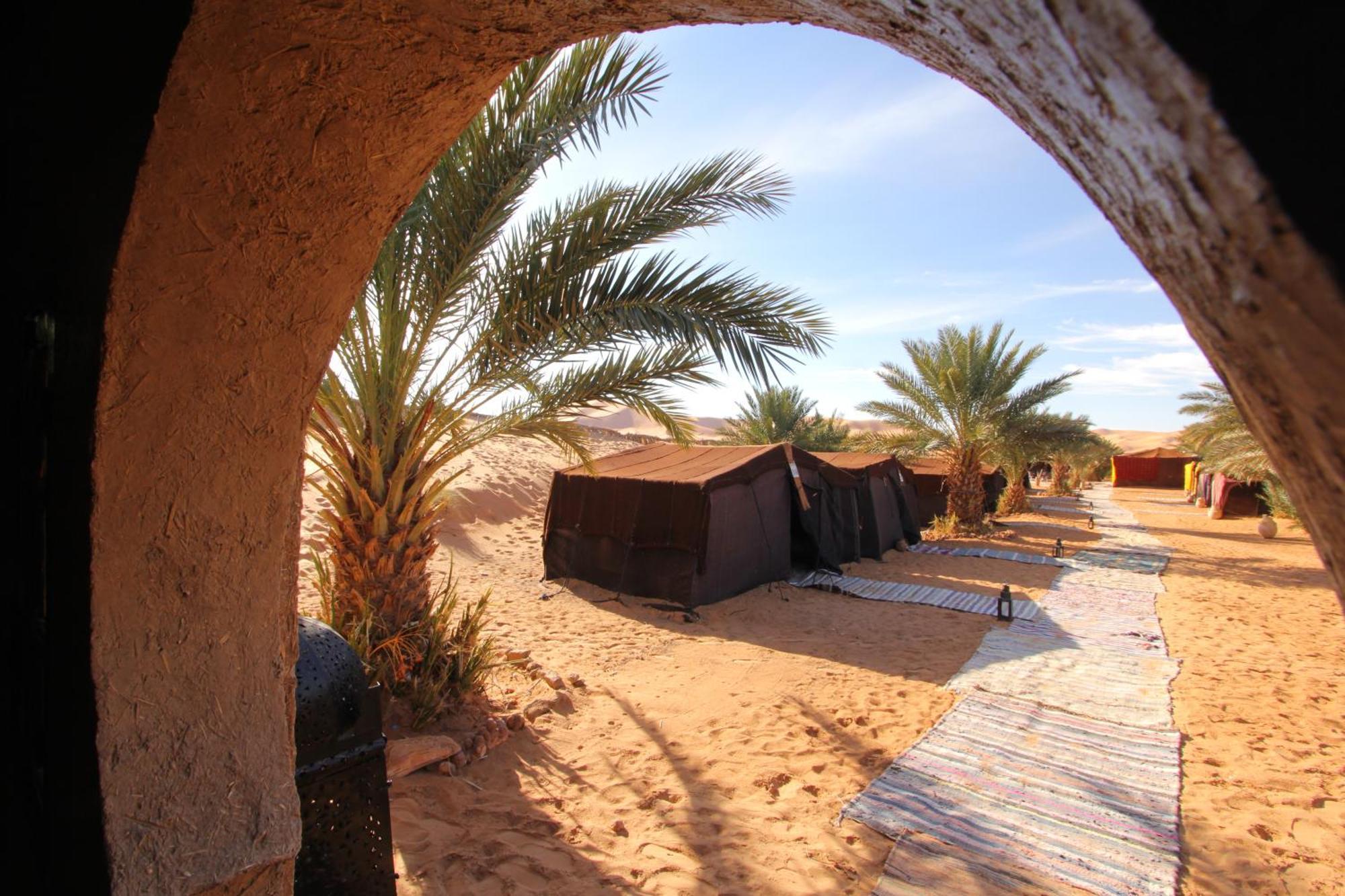 Auberge Sahara Garden Lac Yasmins Habitación foto